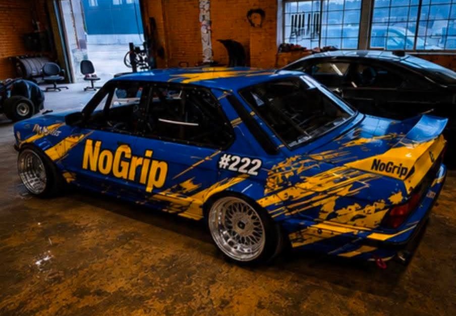 NoGrip #222 livrees BMW garaažis